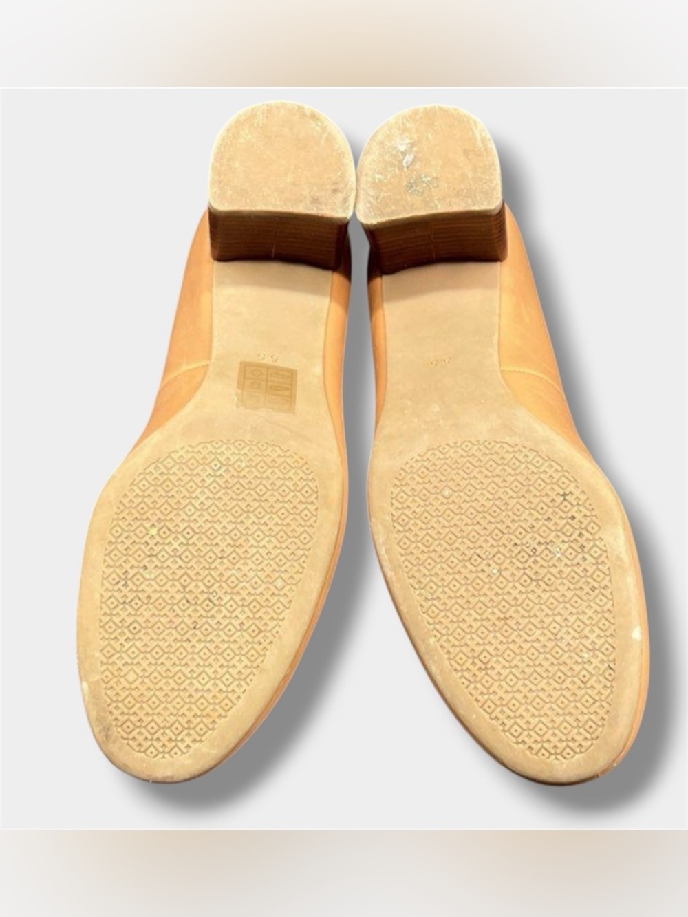 Tory Burch Tan Leather Heels Logo Pumps Size 5.5 - Picture 6 of 7